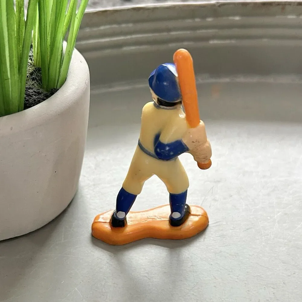 Vintage 1984 Baseball‎ Players Cake Topper Figure Boys Sports 3”
